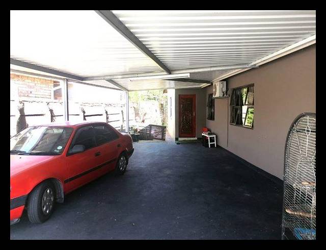 2 BEDROOM HOUSE FOR SALE IN BRACKENHAM